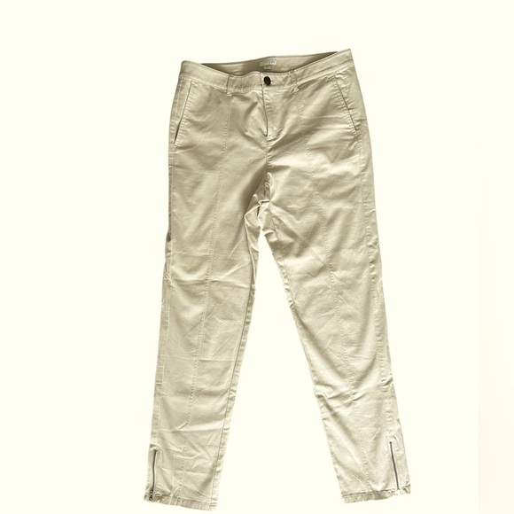 5/$25 J.Jill cream colored lightweight ankle pants size 10 Tall - Picture 1 of 12